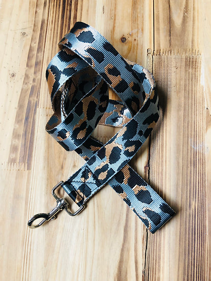 Silver, Beige & Black Camo Leash